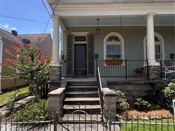 312 Lavoisier St, Gretna, LA 70053