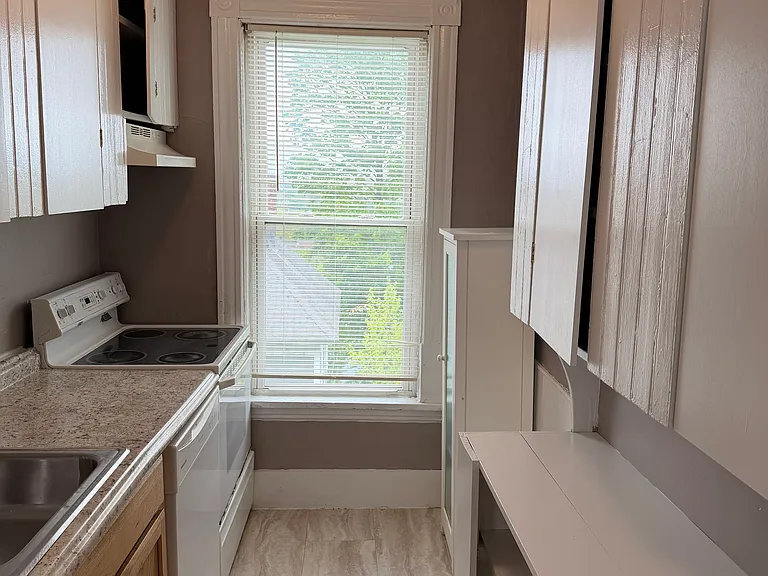 15 Forbes St #2 — Photo 2