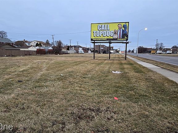 4th image of 7800 Schaefer Rd