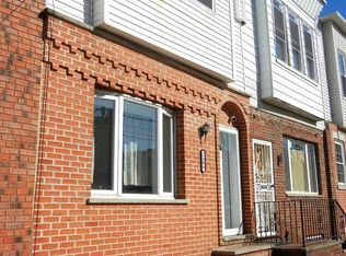 2409 S Front St, Philadelphia, PA 19148