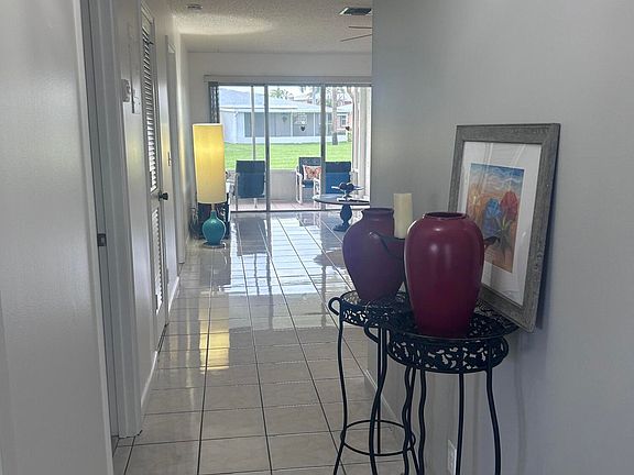 4th image of 1460 NW 19th Terrace #71-C