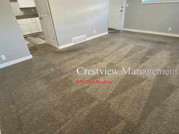 2nd image of 579-585 W Tiffany Town Dr #579