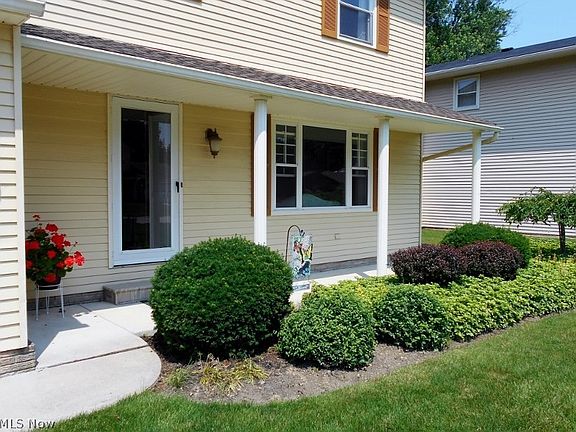 3rd image of 4800 Tanglewood Dr
