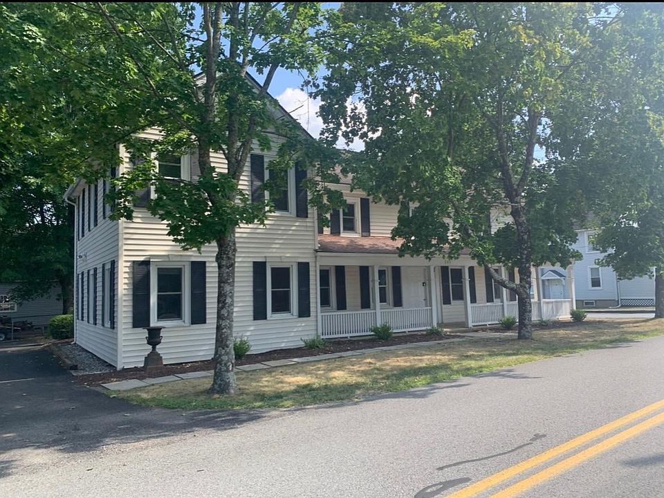 1st image of 280 Maple Ave Unit 3
