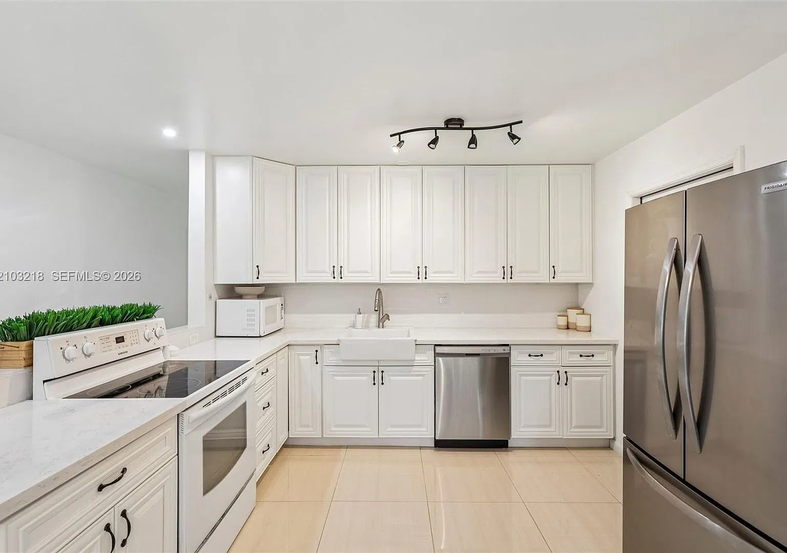 3721 W Valley Green Drive 48, Davie, FL 33328 - 2627 — Photo 2