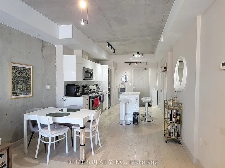 224 Lyon St N #812 — Photo 11