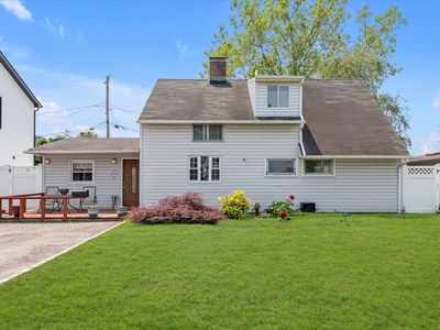 8 Trumpet Lane, Levittown, NY, 11756