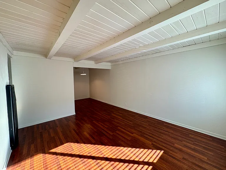 907 Bell St #3 — Photo 9