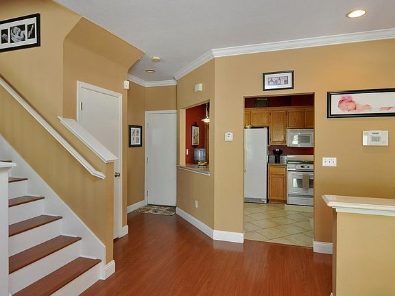 5th image of 355 Powerscourt Way