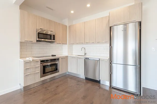 Rented by Modern Spaces | media 13