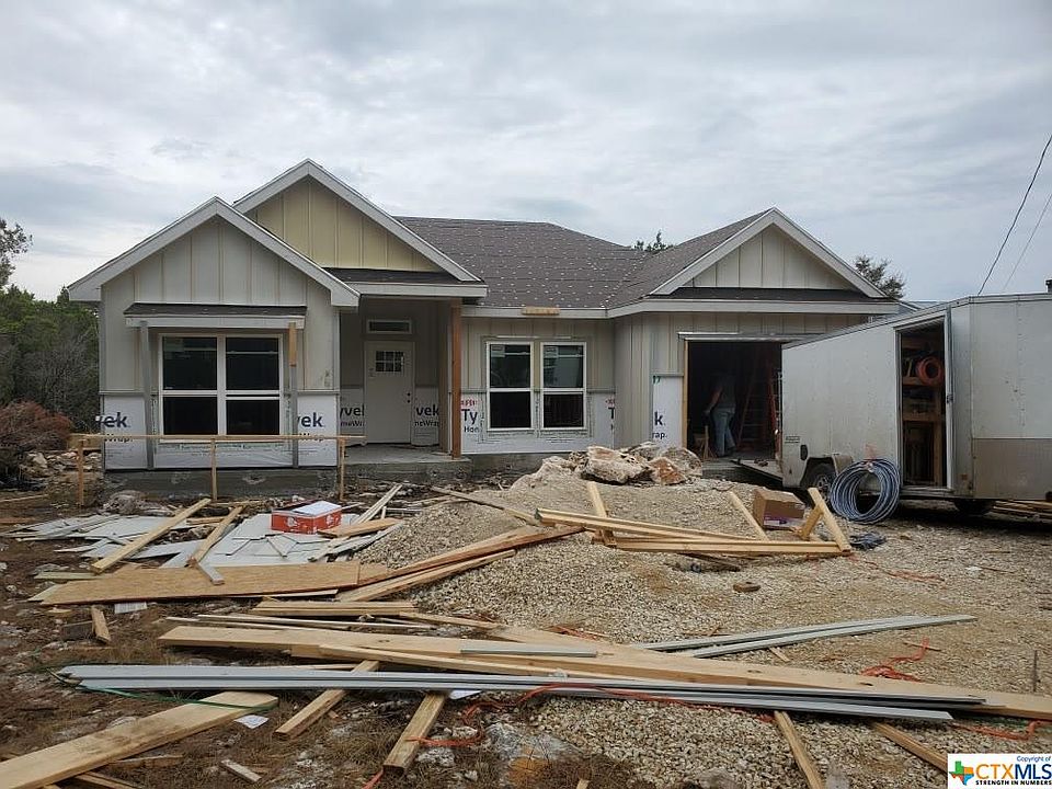 1st image of 266 High Oaks Rd