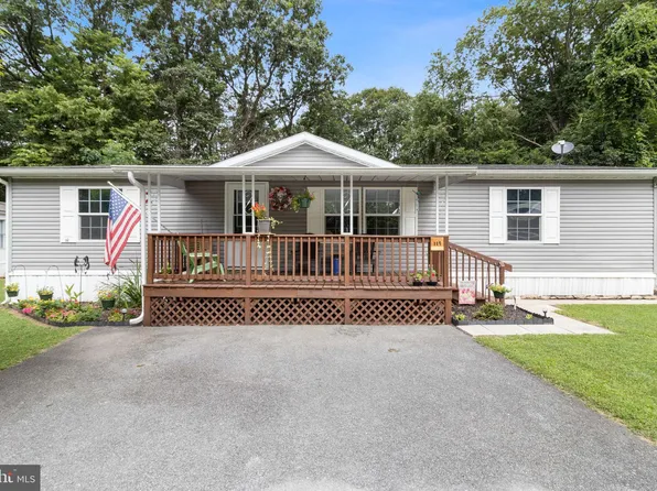 119 Oak Leaf Dr, Windsor, PA 17366