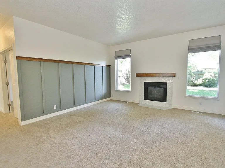 1334 N Gawaine Pl — Photo 4