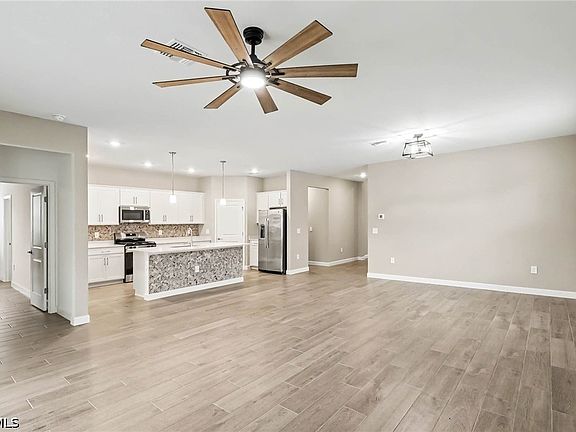 4th image of 14864 White Pearl Rd