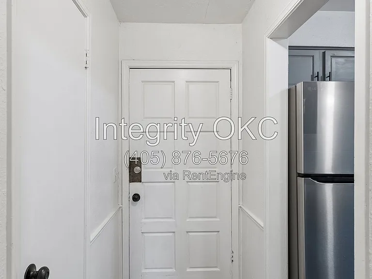 8514 Candlewood Dr — Photo 22