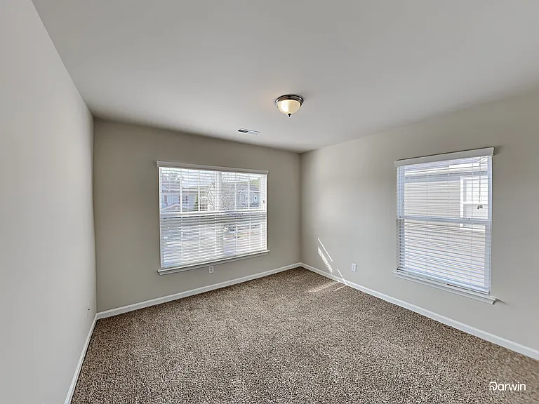 307 Evesham Ave — Photo 13