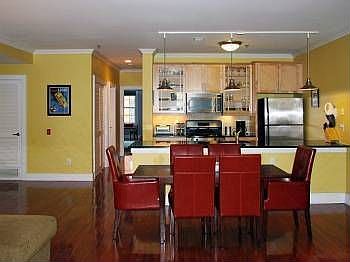2nd image of 904 Jefferson St APT 4K