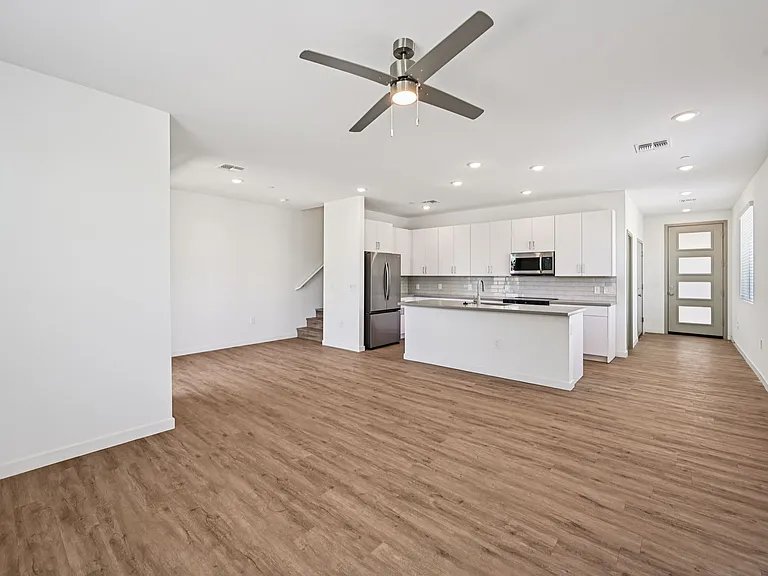 Agave Townhomes — Photo 54