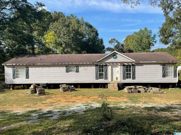 1751 Cedar Creek Rd, Sylacauga, AL 35151