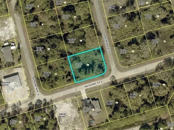 140 Bremen Ave S, Lehigh Acres, FL 33974