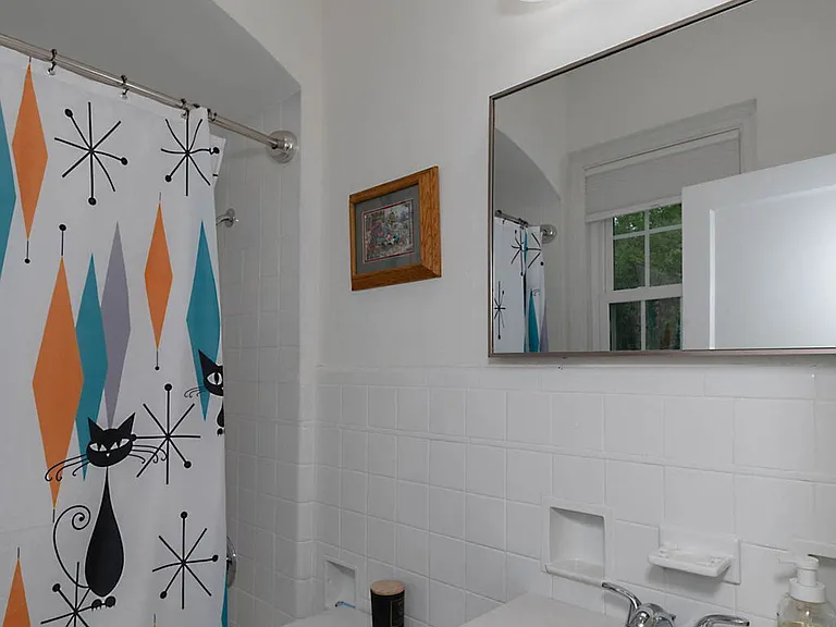 1702 Elmwood Dr — Photo 33