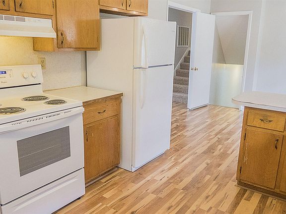 3rd image of 601 Piedmont St