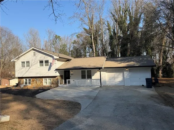 1667 Lake Louella Rd, Suwanee, GA 30024
