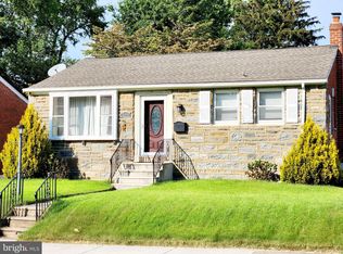 7608 Brocklehurst St, Philadelphia, PA 19152