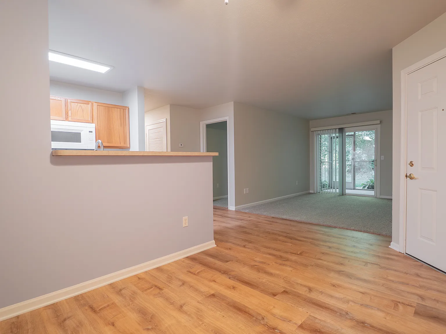 East Pointe Apartments — Photo 4
