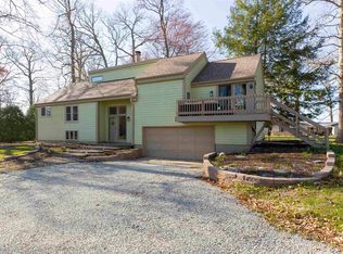4021 N Valley Ln, Warsaw, IN 46582