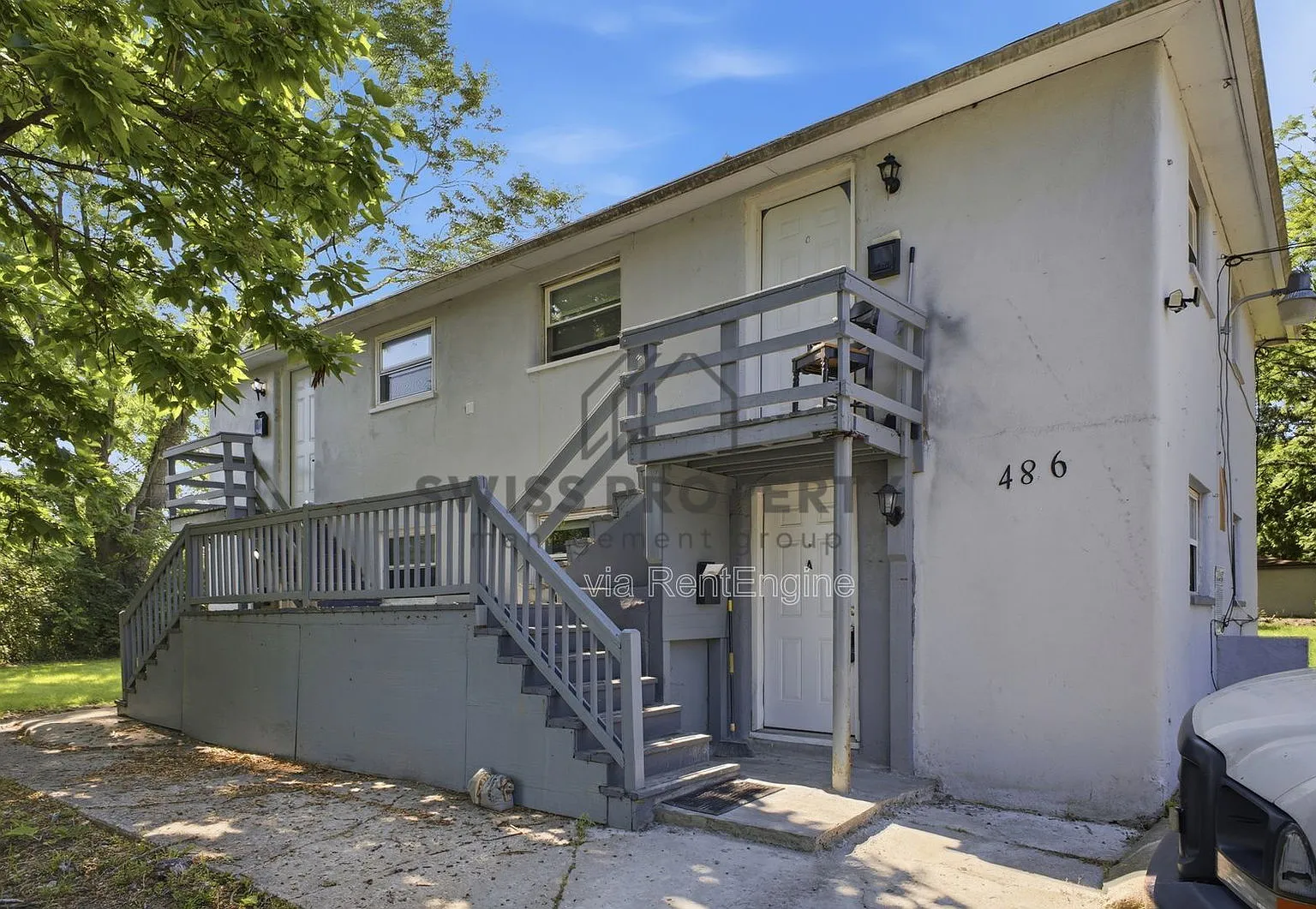 1 bed, 1.0 bath, $875 — Photo 2