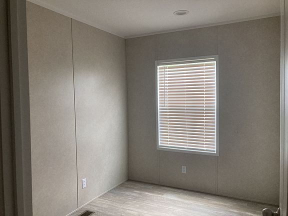 4th image of 317 L M S Dream Cir