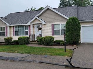 1 Hickory Ct, Hooksett, NH 03106