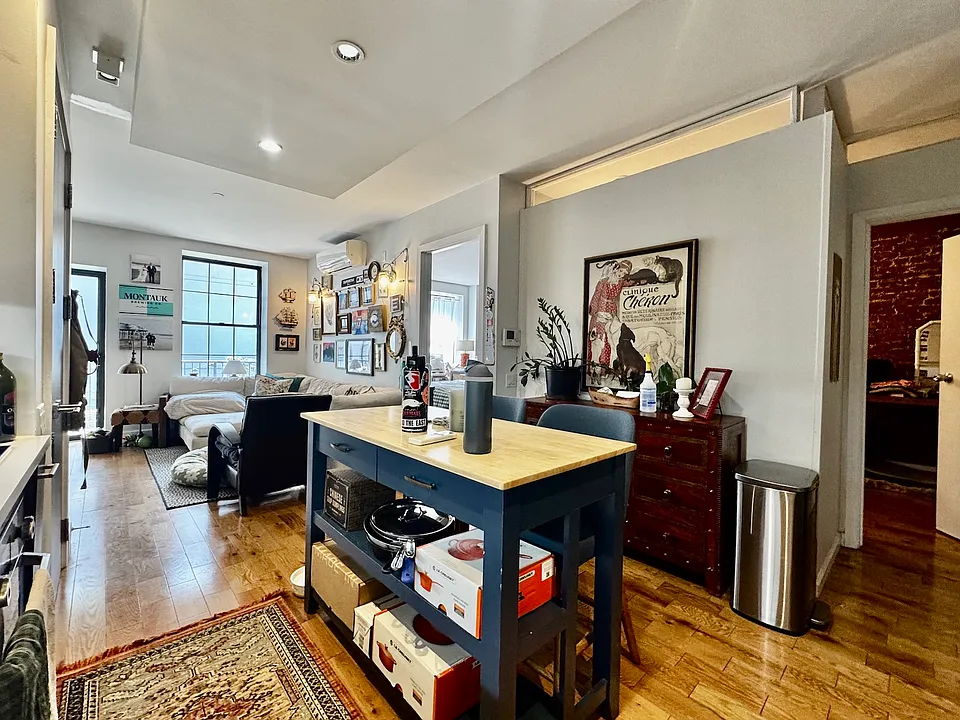 72 Willoughby St #3G