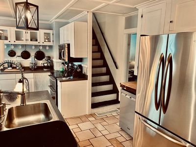 204 S Main St, Rochester, NH, 03867