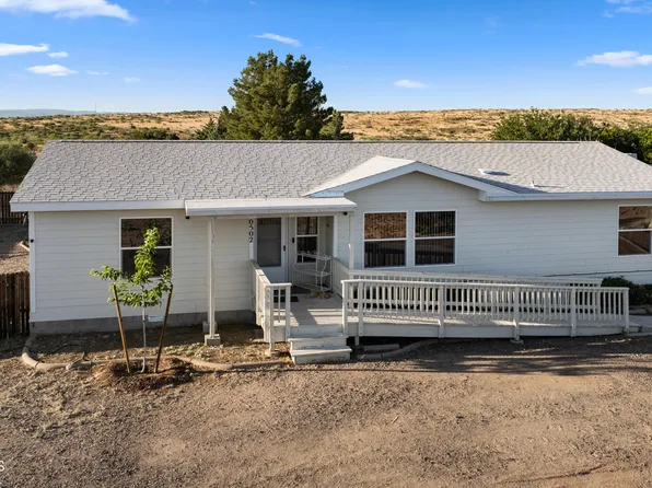 20502 E Park View Ln, Mayer, AZ 86333