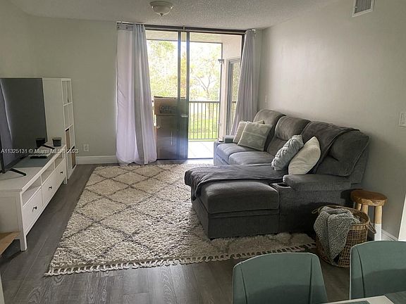 2nd image of 10101 W Sunrise Blvd APT 206