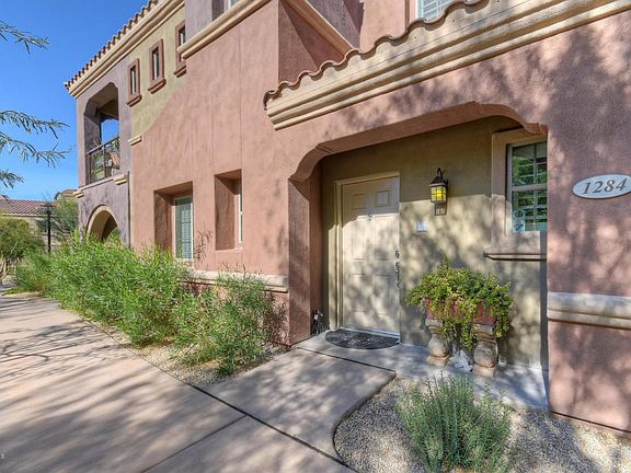 3935 E Rough Rider Rd Unit-large-002-2-E