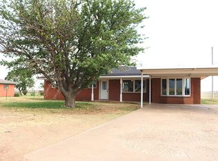 1525 County Road 165, Hale Center, TX 79041