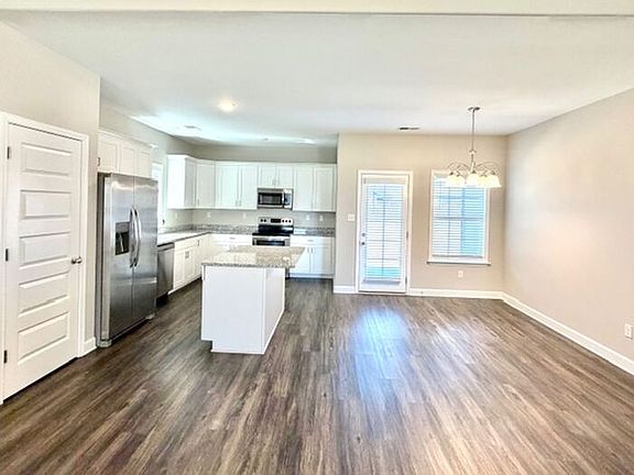 4th image of 8753 Kennesaw Dr E