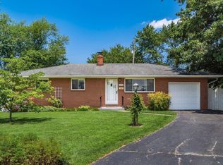 3739 Meadow Ln, Grove City, OH 43123