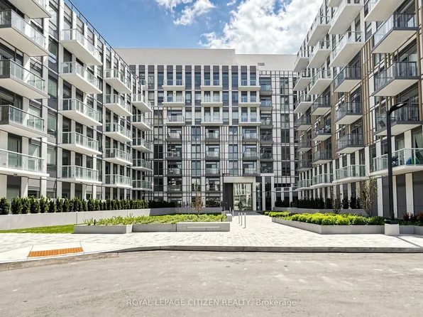 1005 Dundas St E #814, Oakville, ON L6H 8C7