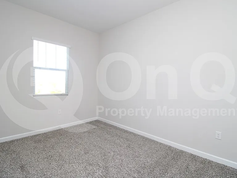 4911 E Village Dr — Photo 19
