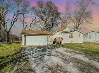 5606 E 141st Ave, Crown Point, IN 46307