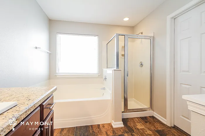 102 Revis Creek Ct — Photo 8