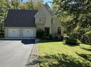 1027 Lily Creek Resort Rd, Jamestown, KY 42629