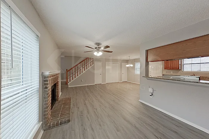 2 bed, 2.0 bath, 1296 sqft, $1,875 — Photo 4