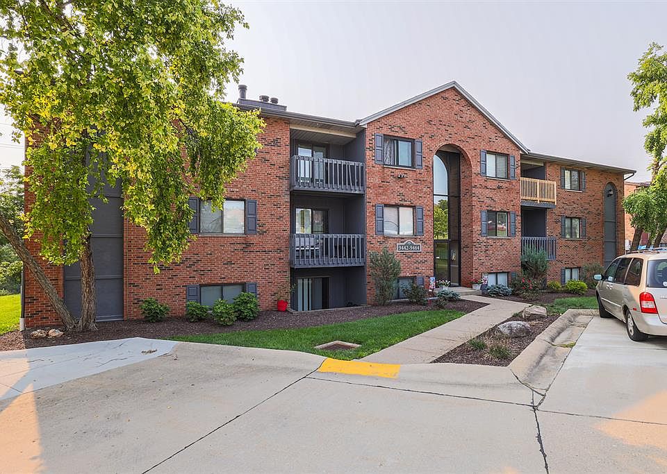 1st image of 9452 Woodland Hills Dr Unit 9452