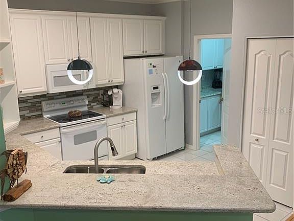 5th image of 1305 Fairway Greens Dr #28