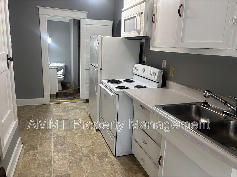 1st image of 1725 D Ave NE #3